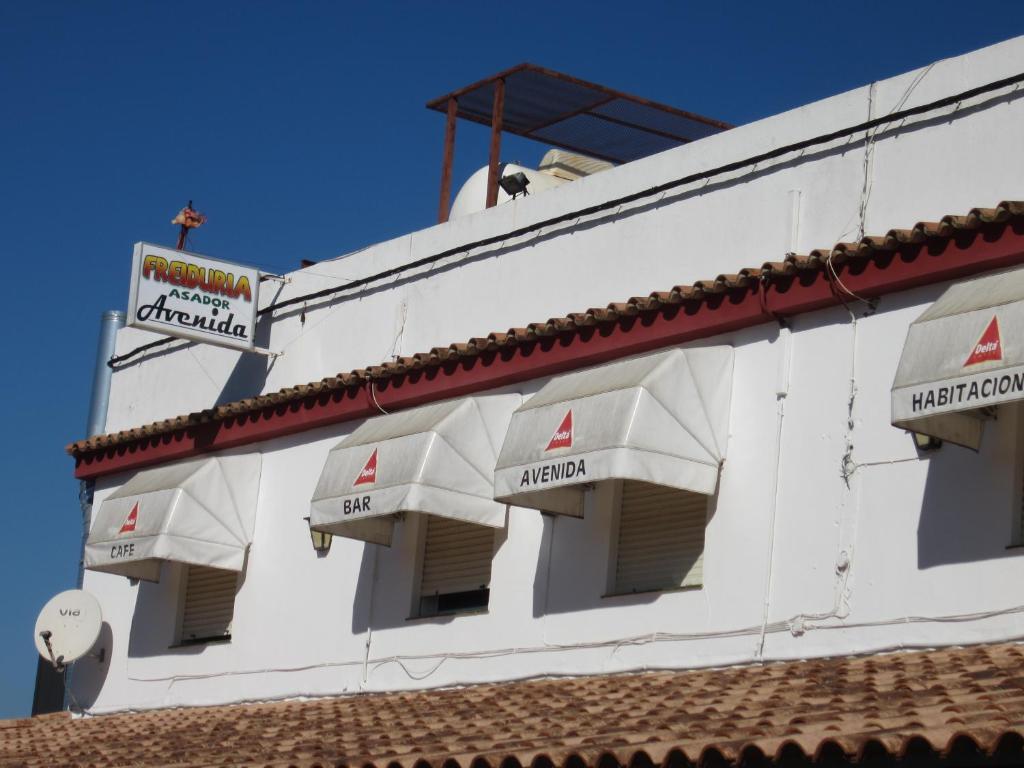 Hostal Avenida Conil De La Frontera Buitenkant foto